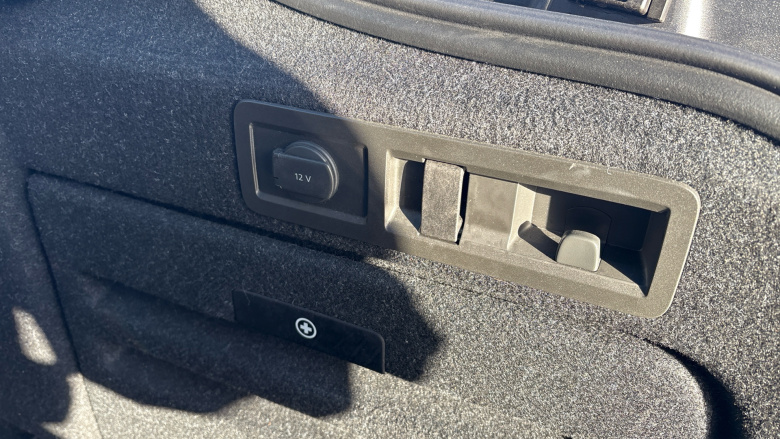 Skoda Superb 2.0 TDI CR Sport Line Plus 5dr DSG Diesel Hatchback